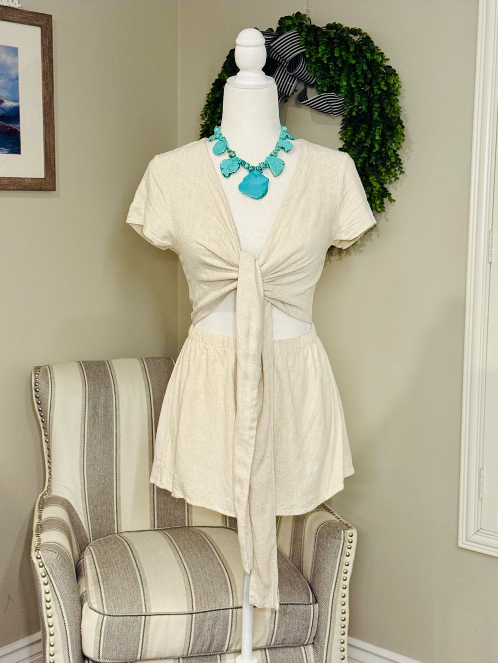 Princess Polly Cream Front Tie Short Sleeve Crop Top